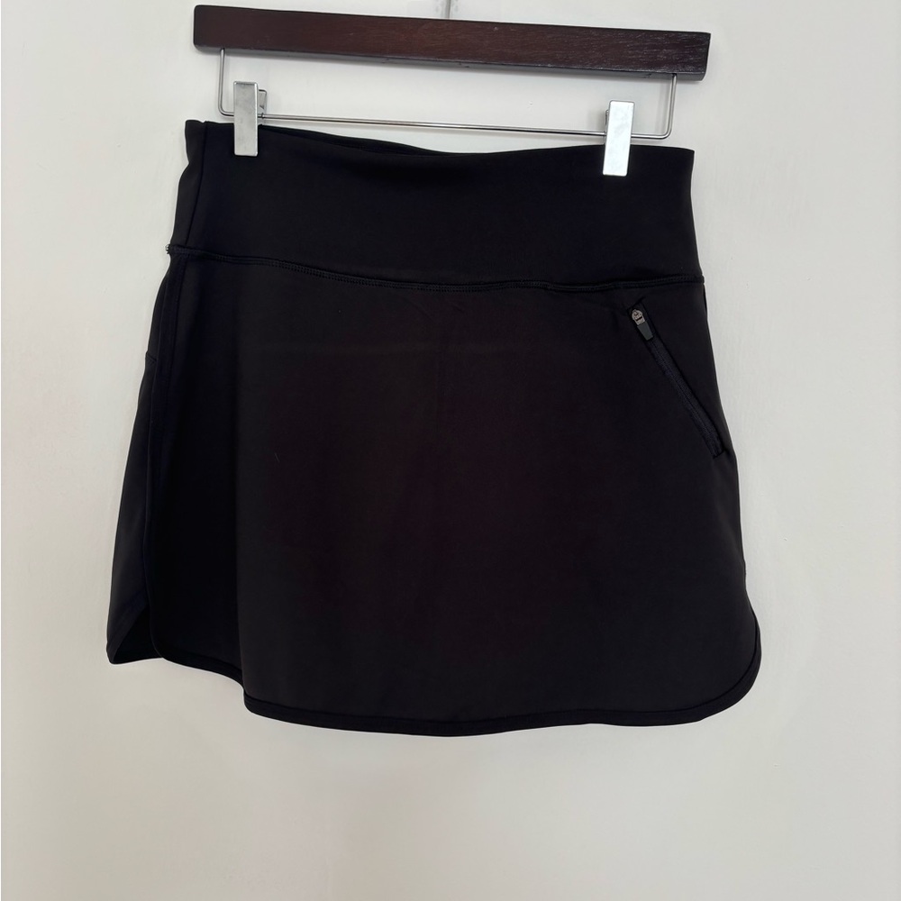 Adrienne Vittadini Black Skort with Zipper Detail